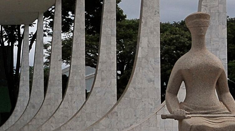 STF pode dar hoje desfecho a uma primeira ação da Lava Jato Segunda Turma do Supremo Tribunal Federal pode chegar hoje ao primeiro desfecho de uma ação penal da Lava Jato. O réu é o deputado Nelson Meurer (PP-PR) (Arquivo/Valter Campanato/Agência Brasil)