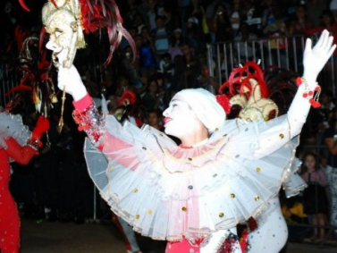 Escolas de samba de Campo Grande desfilam nos dias 16 e 17 de fevereiro Desfile da Igrejinha. (Foto: Cleber Gellio/Arquivo)