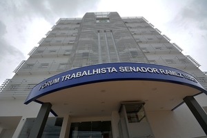 Após nova lei, número de ações trabalhistas cai 30% em Mato Grosso do Sul Para especialistas, tanto trabalhadores quanto empresários não se acostumaram com a legislação que é “duvidosa” e “antagônica” - Foto: Arquivo / Correio do Estado