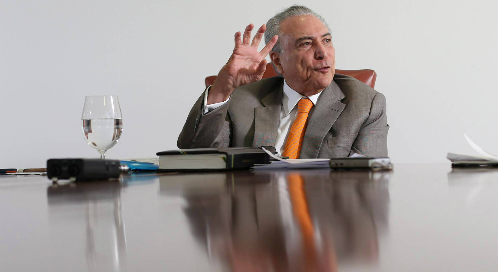 Aberta a bolsa de apostas para a vaga de Teori no Supremo ADRIANO MACHADO