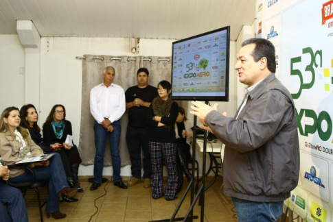 Vice-prefeito Marisvaldo Zeuli destacou parcerias com sindicato rural e demais segmentos na Expoagro – A. Frota
