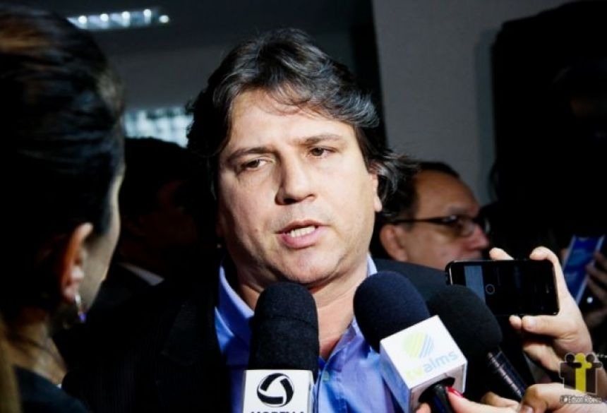 Caravina diz que o país não pode mais ficar insensível ao drama dos municípios Caravina diz que o país não pode mais ficar insensível ao drama dos municípios