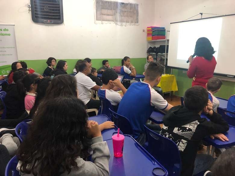 Sicredi realiza ações da Semana Nacional de Educação Financeira Sicredi realiza ações da Semana Nacional de Educação Financeira