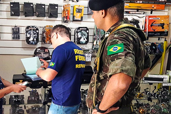 Operação do Exército multa 7 empresas e apreende 79 armas e 36 mil munições Divulgação