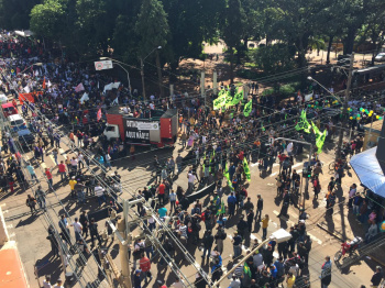 Manifestação na área central de Campo Grande. Foto: Enfoquems