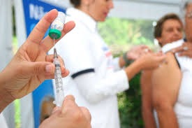 Menos de 50% do público alvo foi vacinado contra gripe em MS