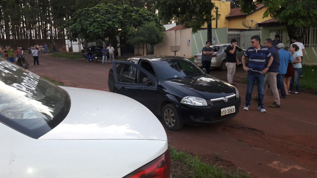 Polícia Civil diz que bandidos tiveram alto grau de profissionalismo ao acertar apenas o alvo, apesar da grande quantidade de disparos Ponta Porã (MS) (Foto: Divulgação)