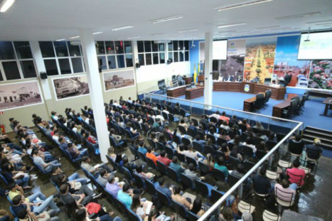 Seminário sobre guarda compartilhada lota plenário da câmara municipal