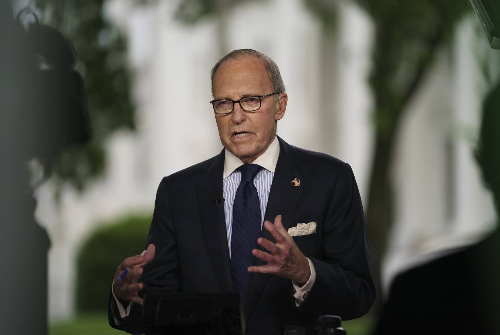 China promete aumentar importações de produtos dos EUA e atenua guerra comercial O conselheiro econômico da Casa Branca, Larry Kudlow. CAROLYN KASTER - AP