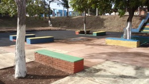 Prefeitura segue com transformação de espaços de lazer em Dourados Praça Baltazar Marques está sendo revitalizada pela prefeitura de Dourados