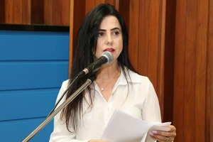 "Escola sem partido" será tema de debates dia 23 na Assembleia Legislativa Deputada Mara Caseiro comanda audiência pública sobre projeto que proíbe doutrinação política e religiosa nas escolas