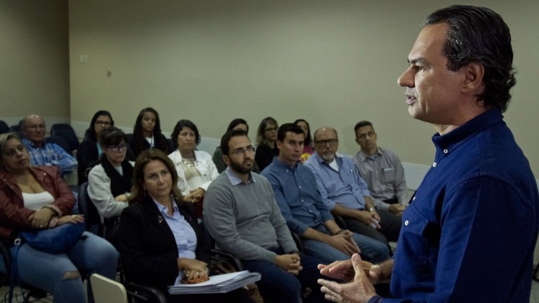 Escritório do Programa Reviva Campo Grande funcionará na sede da Associação Comercial Escritório do Programa Reviva Campo Grande funcionará na sede da Associação Comercial