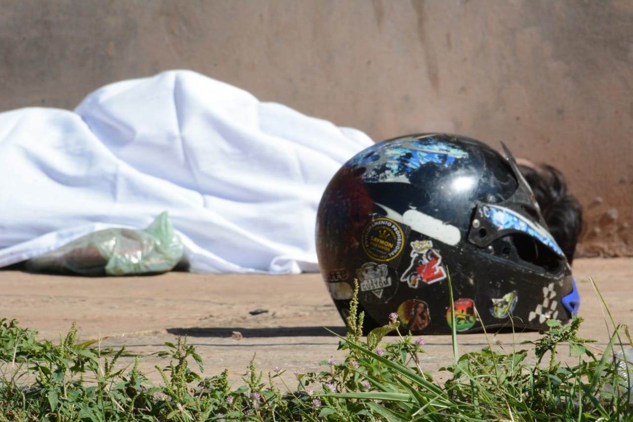Com suspeita de overdose, homem é encontrado morto em calçada Bruno Henrique/Correio do Estado