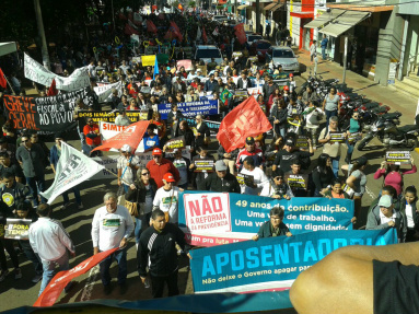 Polícia Militar considerou o protesto “ordeiro e pacífico” - Foto: Valdenir Rezende / Correio do Estado