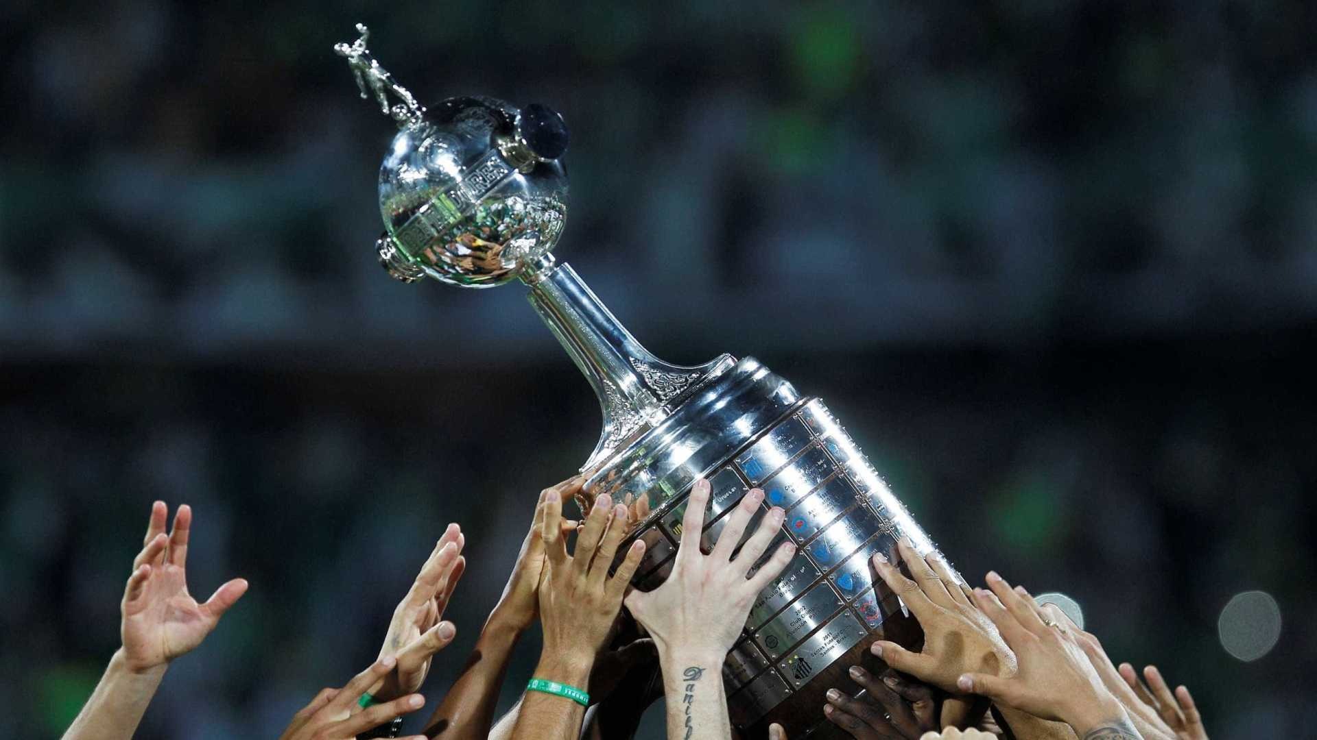 Rodada desta quarta tem Libertadores, Sul-Americana e Copa do Brasil REUTERS