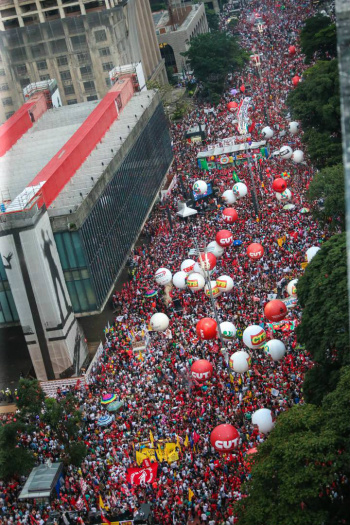 Ato de centrais sindicais na Avenida Paulista, em março de 2016. PAULO PINTO FOTOS PÚBLICAS