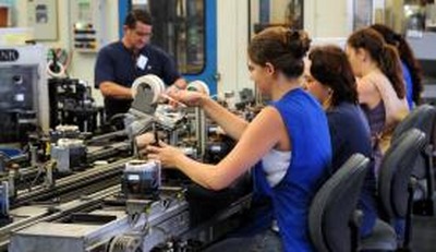 Pesquisa do IBGE comprova que mulheres enfrentam desigualdades no mercadado de trabalho em relação aos homens  Arquivo/Agência Brasil

