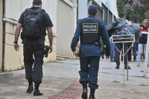 Para facilitar contrabando, policiais militares recebiam até R$ 100 mil Um total de 21 PMs foram presos após investigações de Gaeco e Corregedoria - Foto: Valdenir Rezende/Correio do Estado