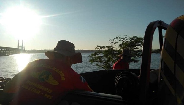 Após dois dias desaparecido, corpo de pescador é encontrado no rio Paraná Após dois dias desaparecido, corpo de pescador é encontrado no rio Paraná