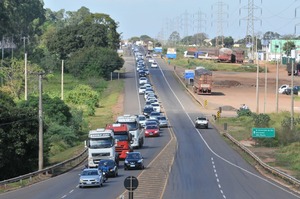 Motoristas de aplicativos fazem carreata pelo Centro da Capital Motoristas de aplicativos fazem carreata em Campo Grande para apoiar greve de caminhoneiros - Foto: Valdenir Rezende / Correio do Estado