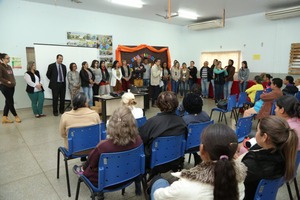 União de instituições e rede assistencial para “cuidar das pessoas” é destacada em evento Mobilização na manhã desta quinta no Cras Cachoeirinha contou com participação de dezenas de instituições