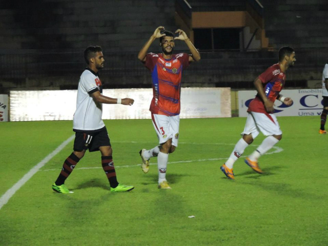 Sete quer casa cheia no Douradão para buscar vaga na semifinal do Estadual (Foto: Renato Giansante/Divulgação)
