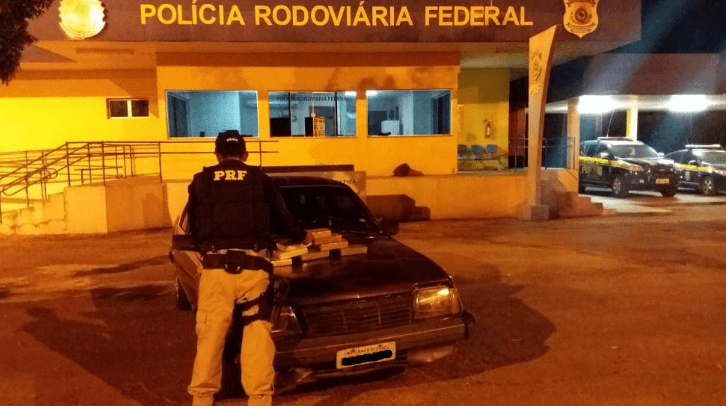 Cocaína é apreendida pela PRF na BR-262 vinda de Corumbá Cocaína é apreendida pela PRF na BR-262 vinda de Corumbá