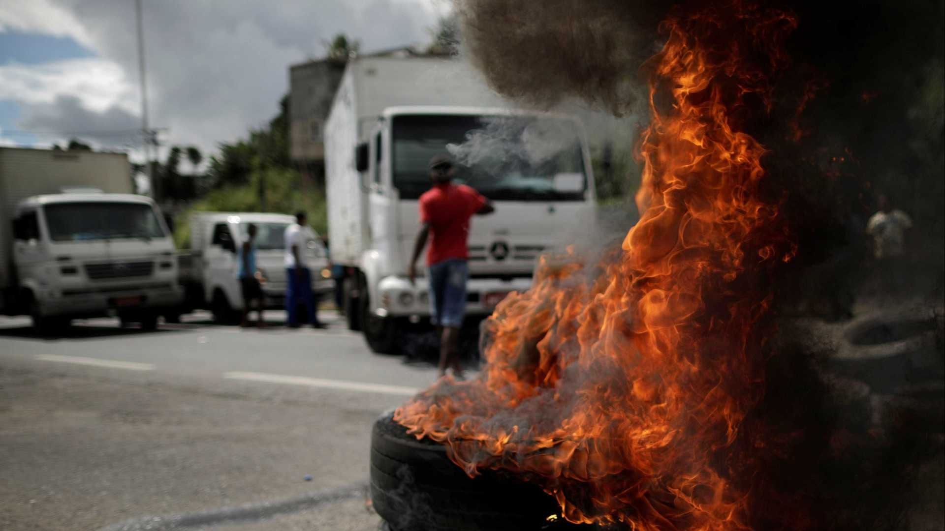 Líder dos caminhoneiros desafia governo: 'Vai correr sangue' Reuters / Ueslei Marcelino