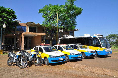 Guarda Municipal de Dourados recebe novas viaturas e estrutura Viaturas recebidas pela Guarda Municipal pelo programa “Crack é Possível Vencer” já estão sendo utilizadas (Foto:A.Frota/Assecom)