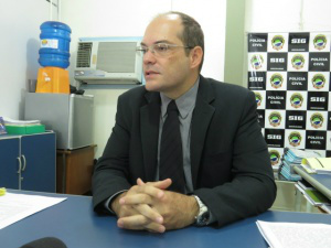 Vítimas eram escolhidas aleatoriamente e mercadoria vendida no Paraguai Delegado Adilson Stiguivitis