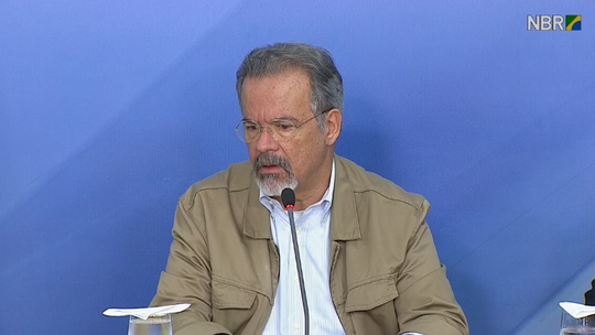 Cerca de 50% dos bloqueios foram liberados, diz governo Cerca de 50% dos bloqueios foram liberados, diz governo