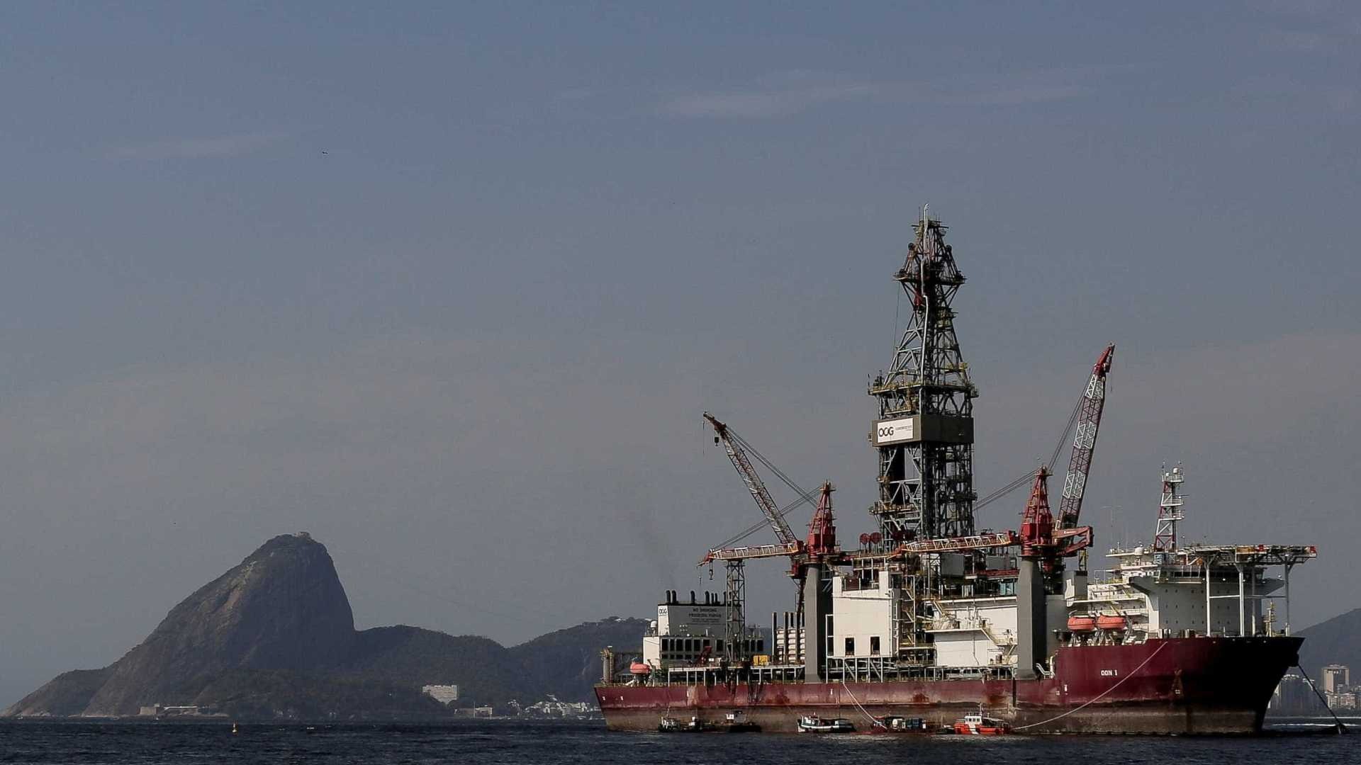 Petroleiros decidem entrar em greve a partir de quarta-feira REUTERS/Bruno Kelly