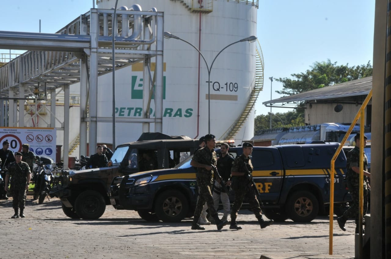 Abastecimento de postos deve normalizar até segunda-feira, afirma Sinpetro Estoque da distribuidora começou a se liberado no sábado (26), no período noturno - Foto: Valdenir Rezende