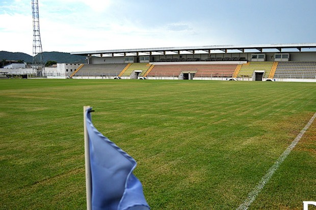 Adolescente é chicoteado após jogo de futebol e acaba morto Adolescente é chicoteado após jogo de futebol e acaba morto