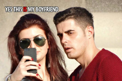 Pesquisa revela que colocar imagem ao lado do parceiro no perfil do Facebook é sinal de insegurança na relação