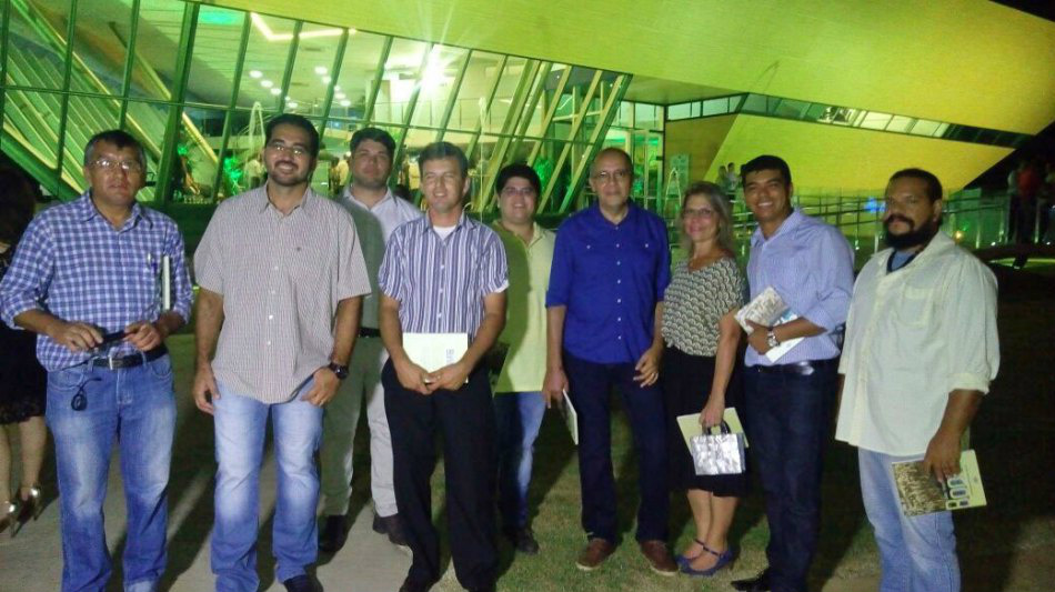 Empresários corumbaenses e representantes da Fundação de Turismo no lançamento do projeto (Divulgação)