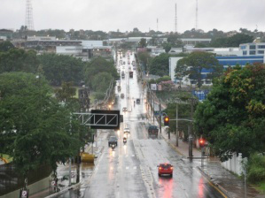 A probabilidade de chuva em Campo Grande neste dia 22 é de 80%, com tempo nublado e curtos períodos de Sol durante o dia (Foto: Divulgação)