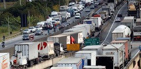 Estado de emergência termina amanhã em São Paulo Estado de emergência termina amanhã em São Paulo