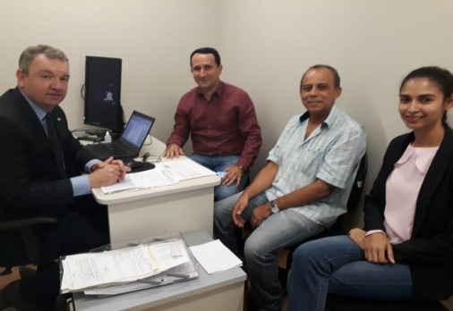 Carreta da Justiça realizou 55 casamentos em Paraíso das Águas Carreta da Justiça realizou 55 casamentos em Paraíso das Águas