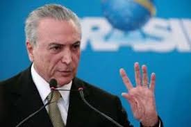 Temer sanciona lei da reoneração e edita MPs que reduzem R$ 0,46 no diesel Temer sanciona lei da reoneração e edita MPs que reduzem R$ 0,46 no diesel