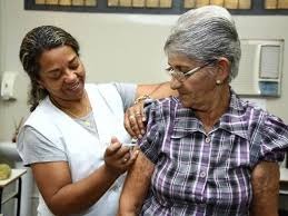 Quatro unidades estão oferecendo vacina contra gripe na Capital neste feriado Quatro unidades estão oferecendo vacina contra gripe na Capital neste feriado