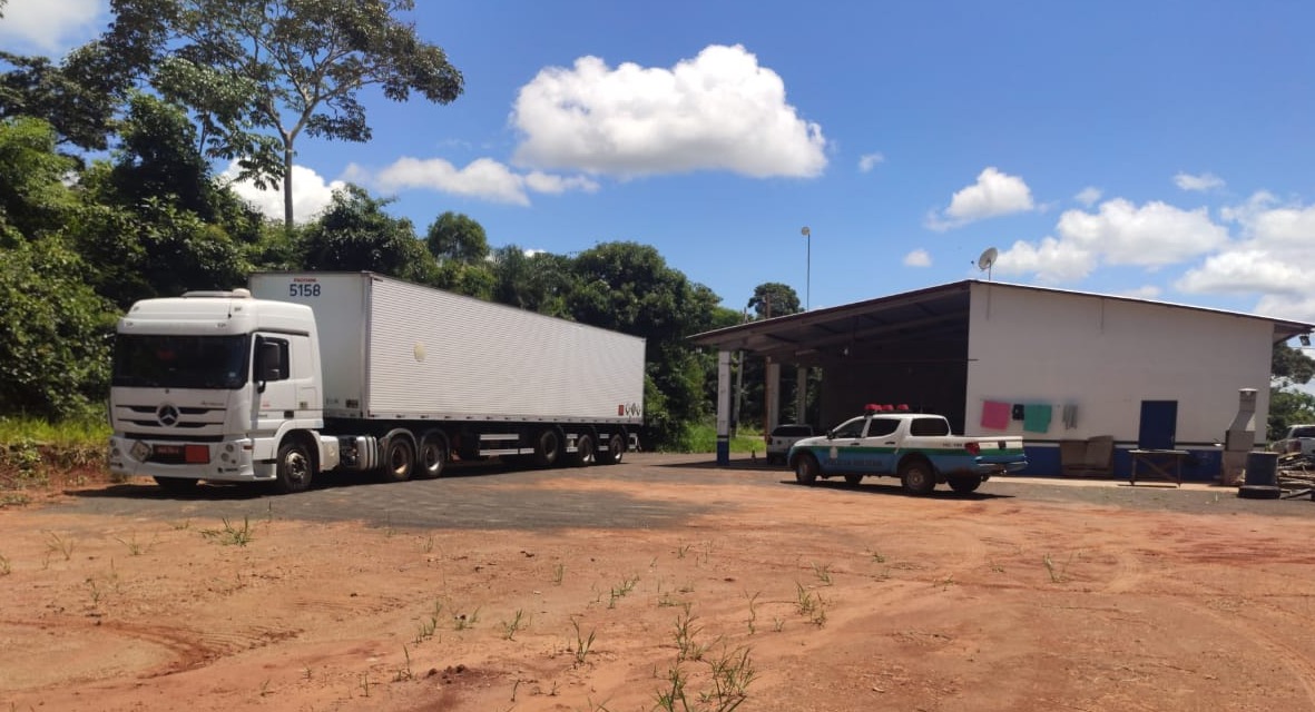 Empresa é autuada por transporte irregular de 6.540 litros de agrotóxicos em MS