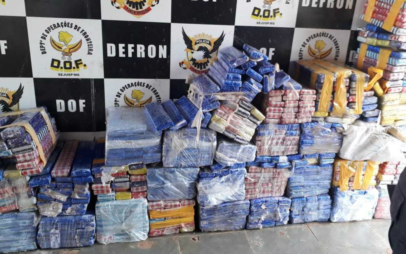 Maconha em recicláveis totalizou mais de 3,6 toneladas DOF/Divulgação