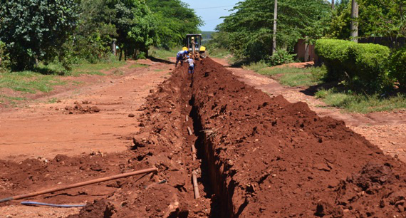 Sanesul implanta novas redes de distribuição de água em Selviria Sanesul implanta novas redes de distribuição de água em Selviria