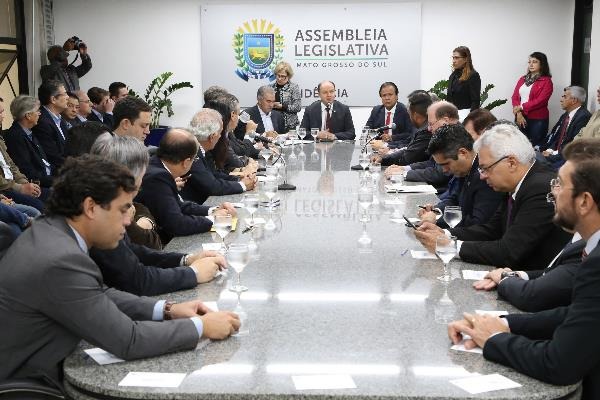 ALMS intermedeia acordo para redução da alíquota do diesel no Estado Victor Chileno