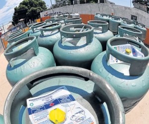 Após denúncias, Procon fiscaliza revendedoras de gás de cozinha Foto: Correio do Estado