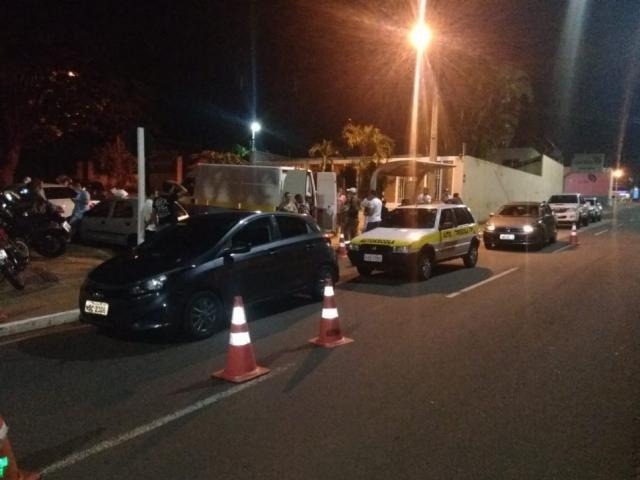Blitz da Lei seca na Avenida Ceará. PM/Divulgação