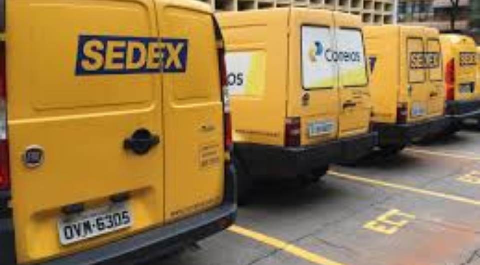 Correios vão fazer mutirão para normalizar distribuição de encomendas Correios vão fazer mutirão para normalizar distribuição de encomendas