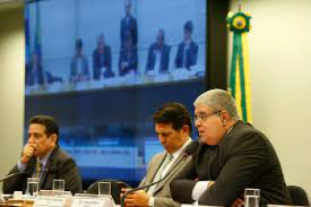 Comissão da Reforma da Previdência deve votar parecer nesta semana