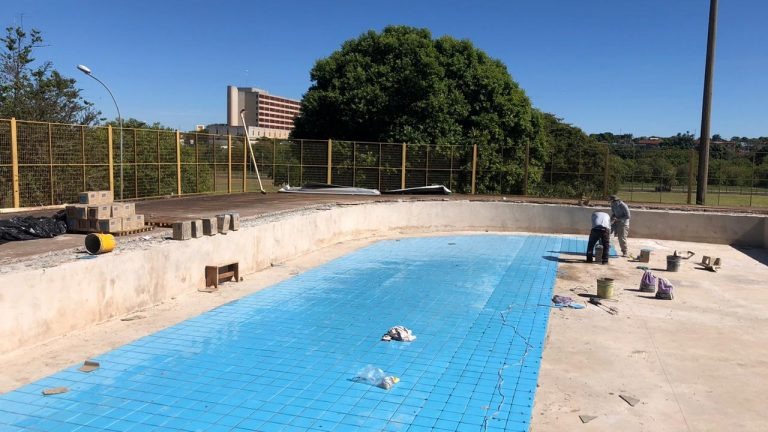 Após reforma, piscinas voltarão a ser atração em parques de Campo Grande Após reforma, piscinas voltarão a ser atração em parques de Campo Grande